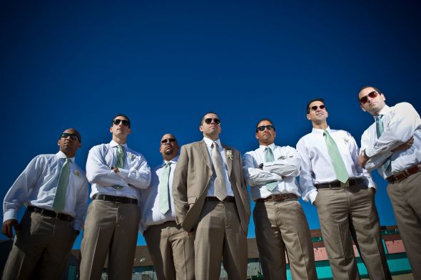 Unique group poses for wedding party photos :  wedding photography wedding party poses 11