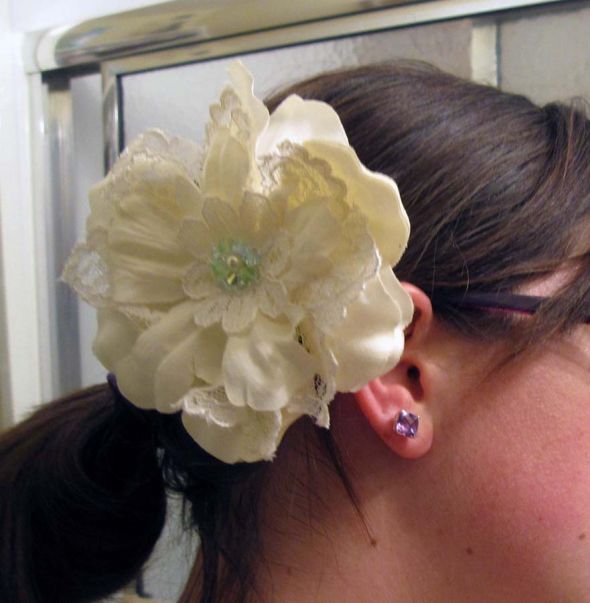 My hair flower! :  wedding IMG 2996