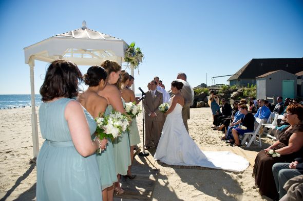 Show me your beach wedding dresses! :  wedding E