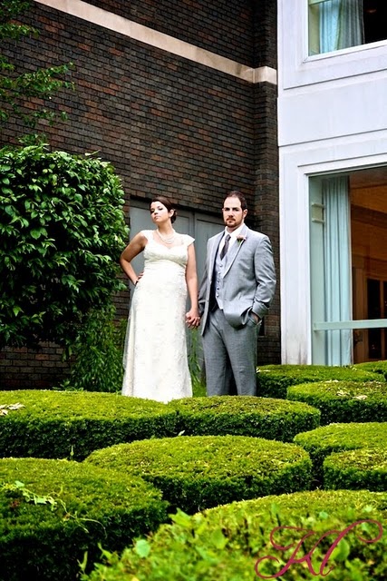 Finally, wedding pics! (and me revealing my identity) :  wedding Weddin9