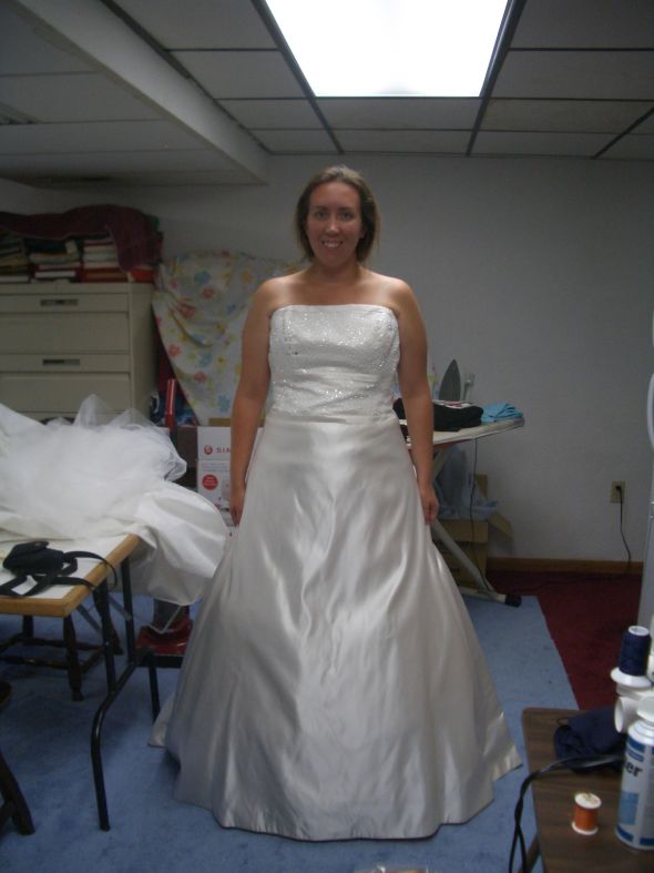 White or Ivory??? :  wedding winter cape color CIMG1793
