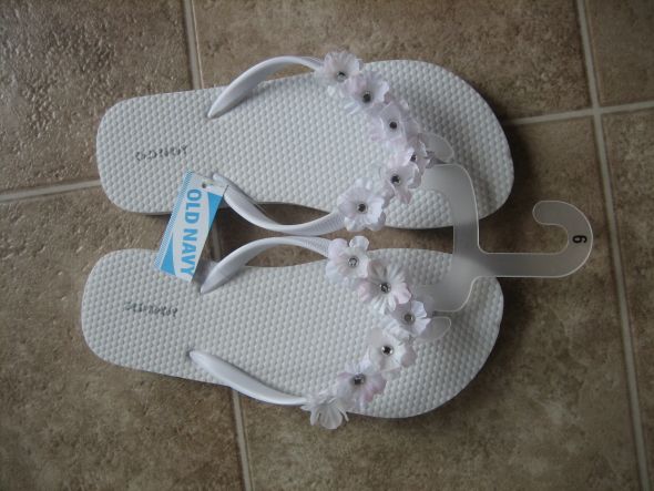 DIY Saturday :  wedding diy sandals diy flip flop basket diy thank you sign IMG 6356