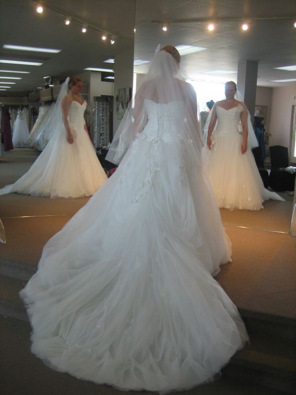Lets talk VEILS!!! :  wedding IMG 6397