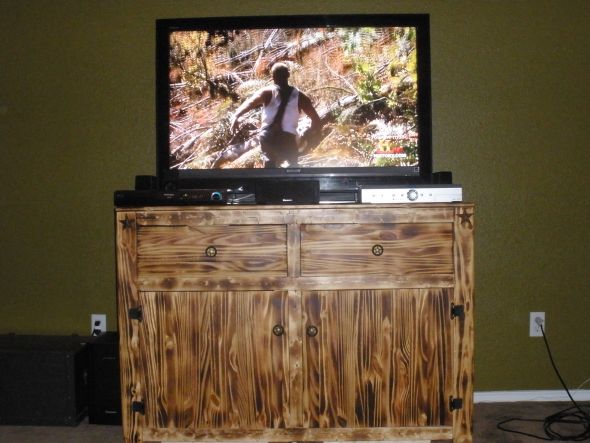 I'm not the only creative one in the relationship...His DIY :  wedding TVSTAND