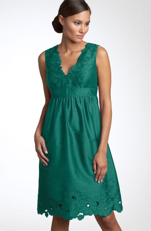 Which color should I choose? :  wedding  6030876