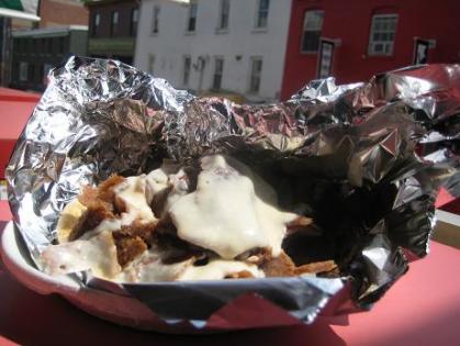 Does your city/state/region have any famous regional foods? :  wedding Donair