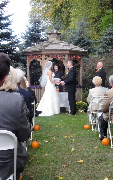 The Best Day of Our Lives!  Our wedding!  With a few pics! :  wedding 75156 800078873379 1815760 45209947 7912449 N