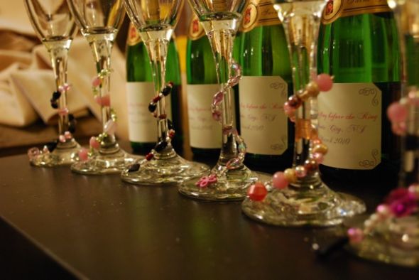 Goodies for my Bachelorette Party (picture heavy-sorry) :  wedding bachlorette goodie bags wine charms water bottle labels DSC 0020