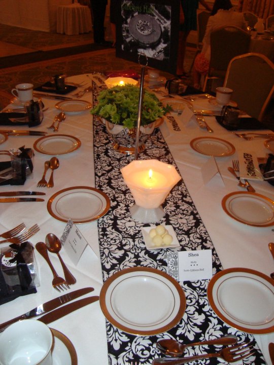 damask wedding table decorations