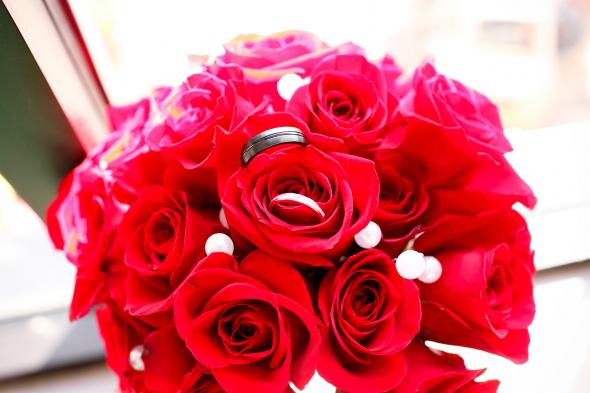 Diy Rose Bouquet Wedding Bouquet Roses Pearls Diy Red Bouqet Bouquet Rings