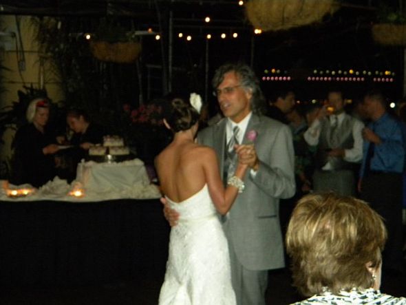 I got married yesterday! A few non-pro pics inside :) : wedding 4562