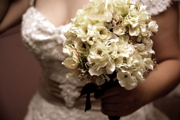 Some of our professional pics that make me feel even better :) Pic heavy! : wedding KNI 0311 PTSAT