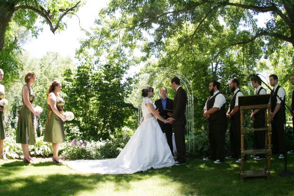 Some of our professional pics that make me feel even better :) Pic heavy! : wedding KNI 0722