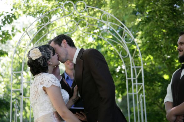 Some of our professional pics that make me feel even better :) Pic heavy! : wedding KNI 1206