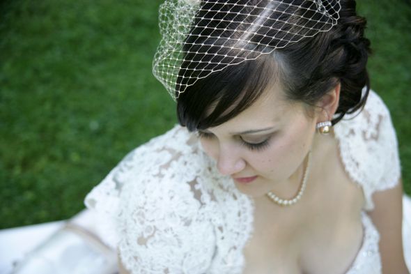 Some of our professional pics that make me feel even better :) Pic heavy! : wedding KNI 2293