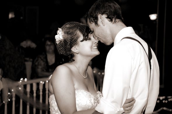 Some of our professional pics that make me feel even better :) Pic heavy! : wedding KNI 2768 PT