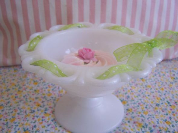 Milk Glass Collection & Vintage Cake Topper!!!!! :  wedding 4866426341 D51b43f4a8 Z 3