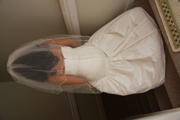 Beautiful 2-Tier, Fingertip Veil with Pearls : wedding Carita And Darren 46
