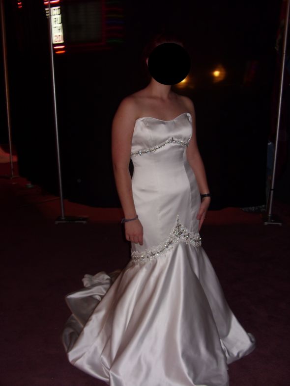 Show off your dress ladies!! I want to see your beautiful dresses! :  wedding My Dress2