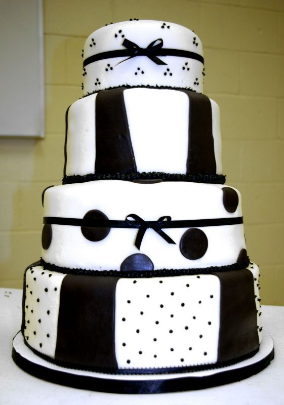 wedding cake Normal Black