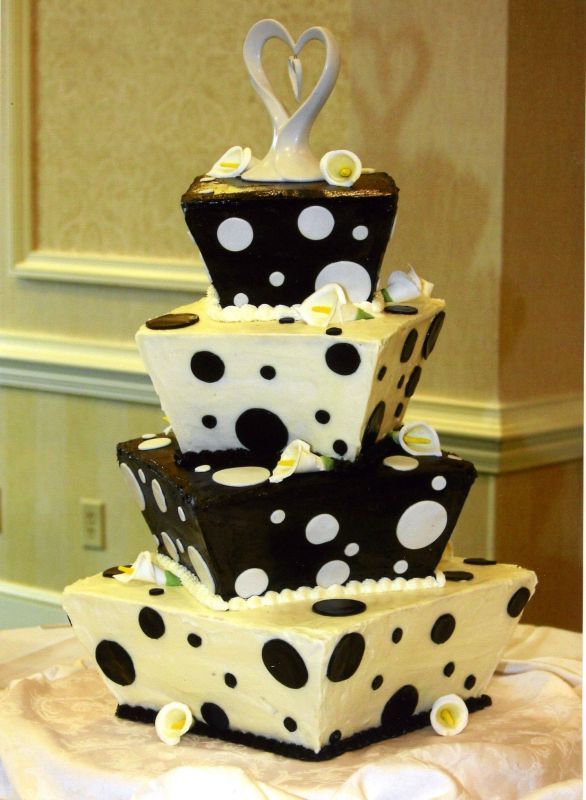 Your Cake Inspirations :  wedding wedding cake Normal TrapazoidCake