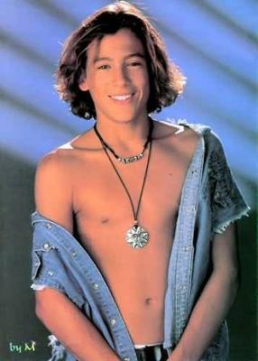 Spinoff thread::: Your first celebrity crush! :  wedding Andrew Keegan 5251