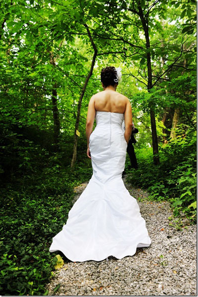 Let's play a game... Name the Bee! :  wedding Secret Bee 1