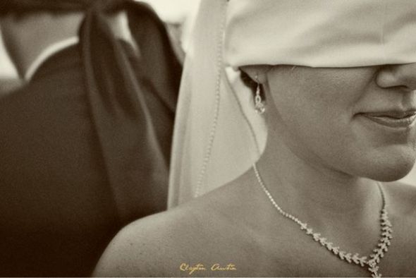 Let's play a game... Name the Bee! : wedding Secret Bee 2