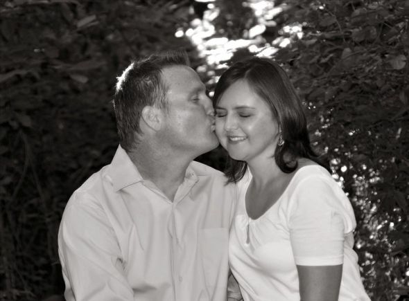 Show me your favorite Engagement or Wedding picture!! :  wedding favorite photo engagement wedding photography Kiss