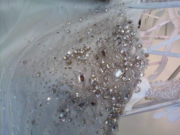 Show me your earrings! : wedding Bling