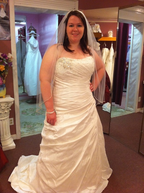 bargain dresses, show off your lovelies :  wedding Front.small