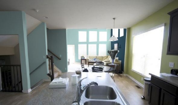 Paint colors! : wedding Living Room 1 Teal Wall