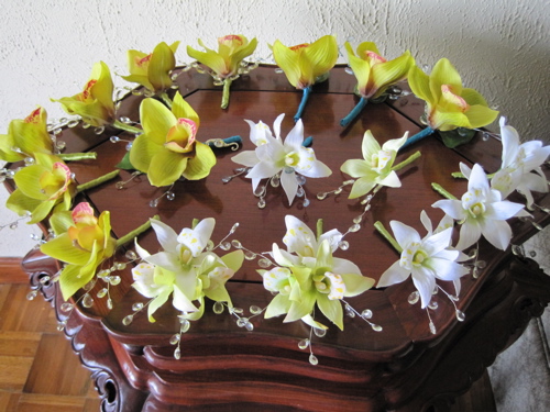 How do I make my BM bouquets and GM boutineers :  wedding Bouts
