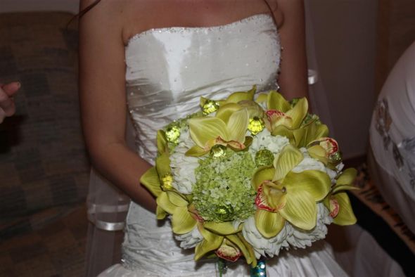 Fake Flowers :  wedding fake flowers bouquet Pic 281 Large