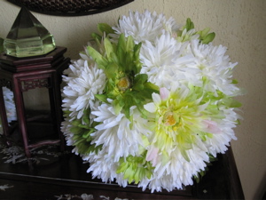 My giant pomanders... :  wedding Pom