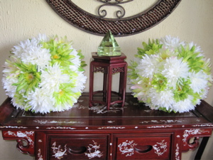 My giant pomanders... :  wedding Pomanders