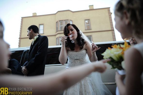 What are your ten favorite pro photos that express your day? : wedding 71652 448393298521 6503288521 5224935 4246281 N