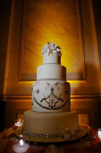 Please Post a Picture of Your Wedding Cake :  wedding wedding cake Cake
