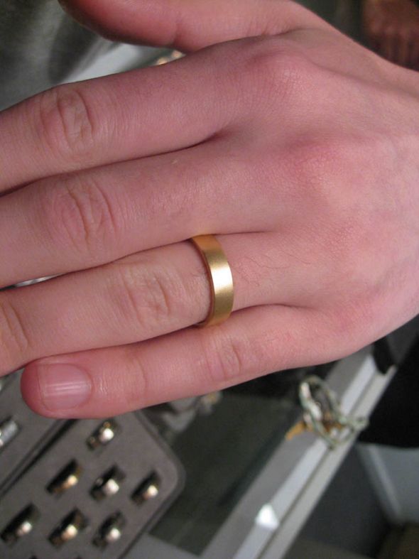How many mm's is your FI or SO wedding band? :  wedding Goldring