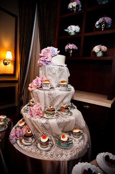cupcakes in teacups...yes please! :  wedding cupcakes teacups china Cupcakedisplay