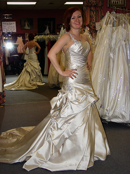 My Fiorella is here!!! :  wedding fiorella maggie sottero Mydress001