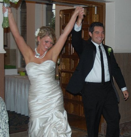 Im Hitched!!! :  wedding green white damask bride groom flowers centerpieces married pictures wedding dress 58636 435396568690 512003690 5375311 2013453 N