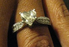 Post your heart shaped engagement rings :  wedding heart diamond moissanite sapphire emerald ring engagement fiance love white gold Cropring