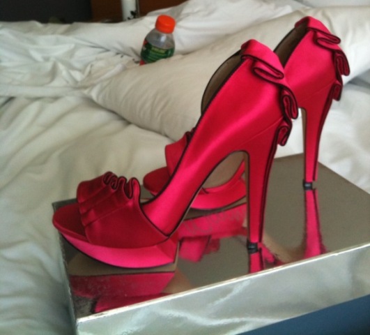I think I sprained my ankle and my wedding's in 11 days!! : wedding sprained ankle injury Copy Of Wittner