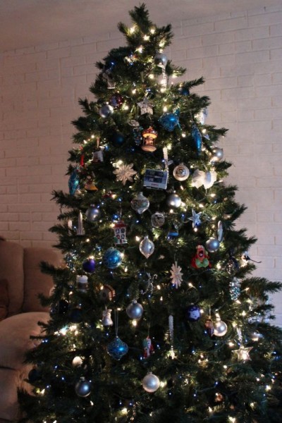Do you have your Christmas tree up yet? :  wedding christmas holidays IMG 1174