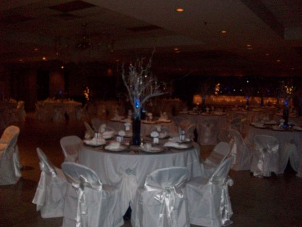what to do with my tablecloths? they're too big! :  wedding 100 2659