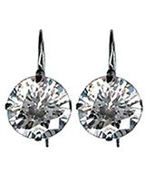 Jewelry/Earrings... I need some inspiration! :  wedding earrings jewelry Sarah