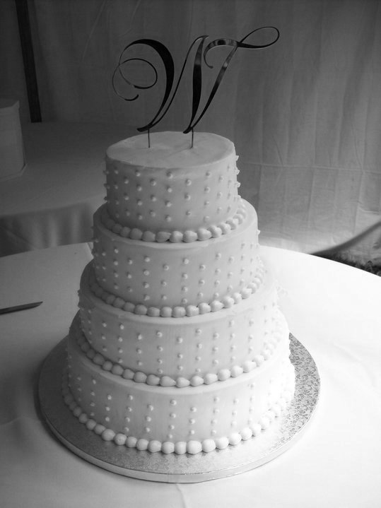 Non-fondant cake inspiration? :  wedding inspiration cake picture 37337 10150204527480542 648495541 13001247 3603791 N   Copy   Copy