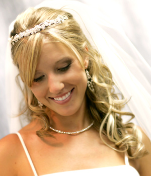 Married bees: Plz post pics of you wearing your long hair down @ the wedding!!! : wedding Wedding Hairstyles2008