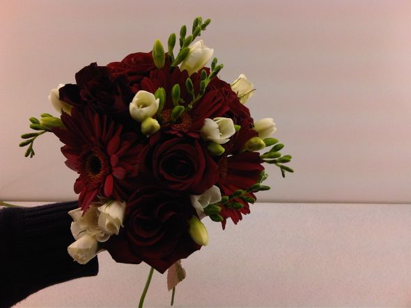 Flower Ideas? :  wedding flowers bouquets floral Flowers2